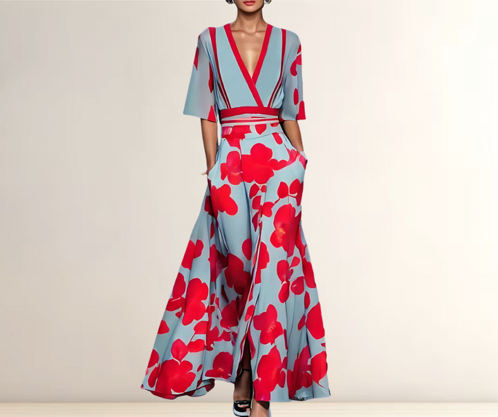 LUNA  - Elegant Light Dress with Sleeves