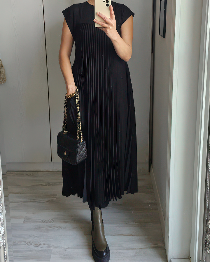 Laurine  – Elegant Long Dress in Classic Style