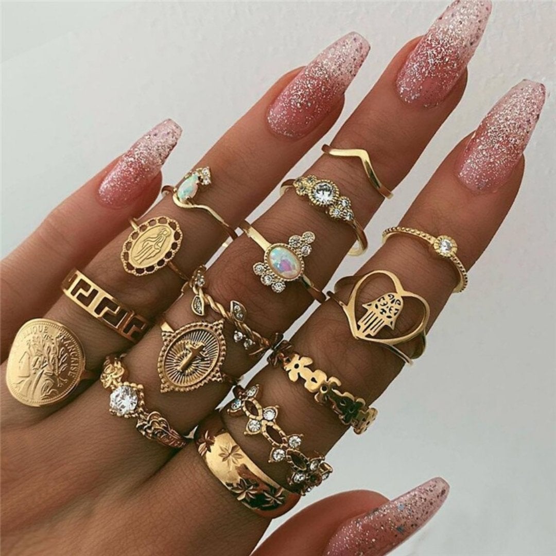 Unique package with 8 to 12 rings