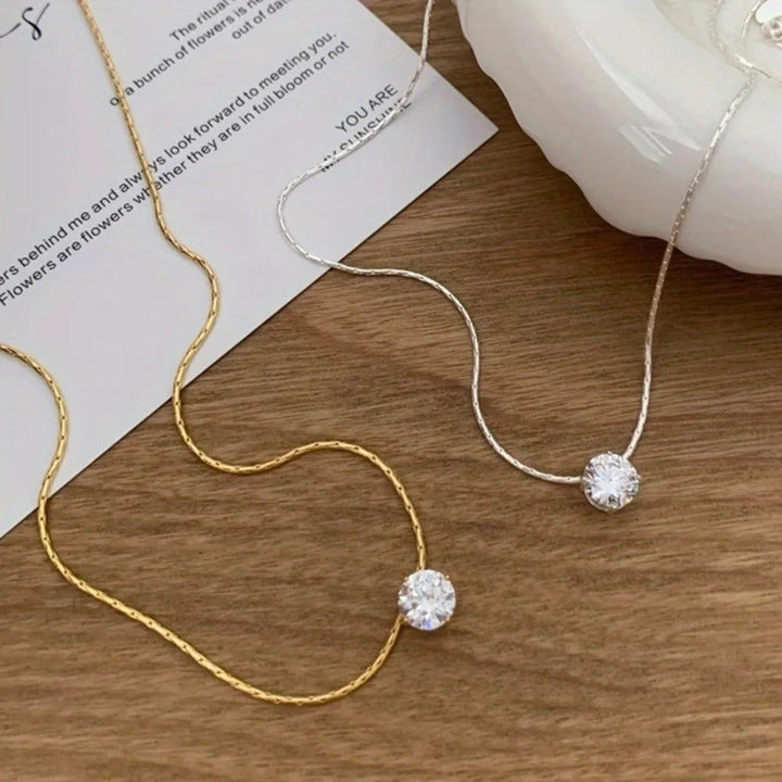 Cléa Moissanite Gemstone Necklace