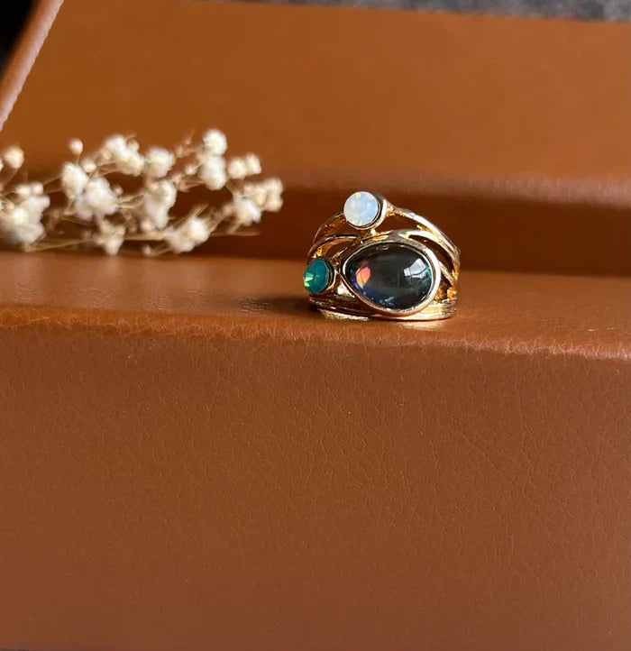 Vintage Ring with Blue Moonstone
