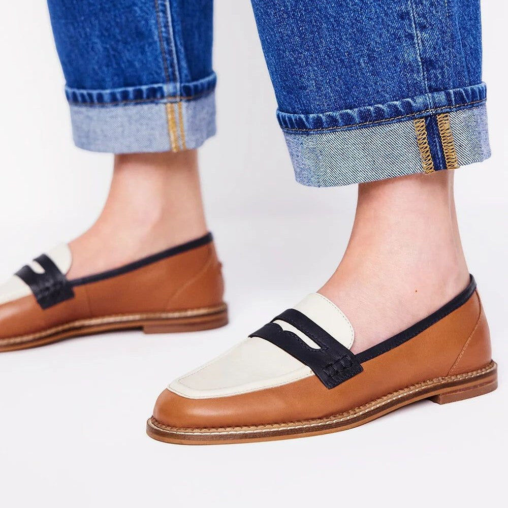 Lunessa  | Black Moccasins