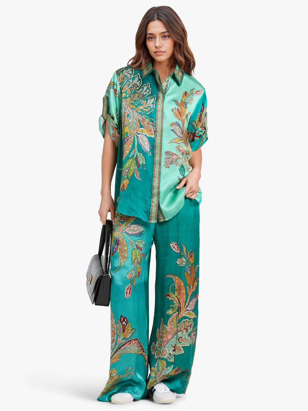 Complete Emerald Luxe – Oversized Shirt and Wide-Leg Pants