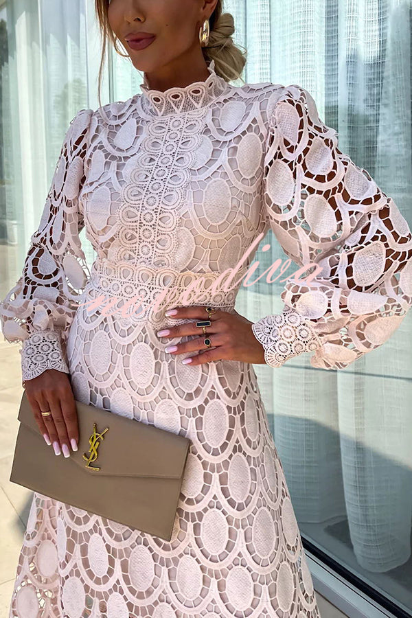 Patricia - Romantic lace dress