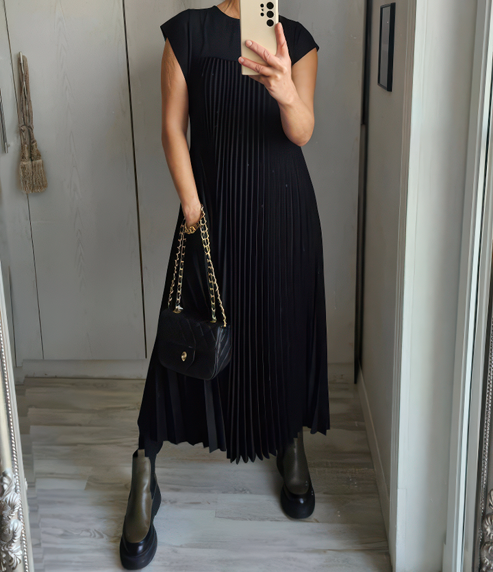 Laurine  – Elegant Long Dress in Classic Style