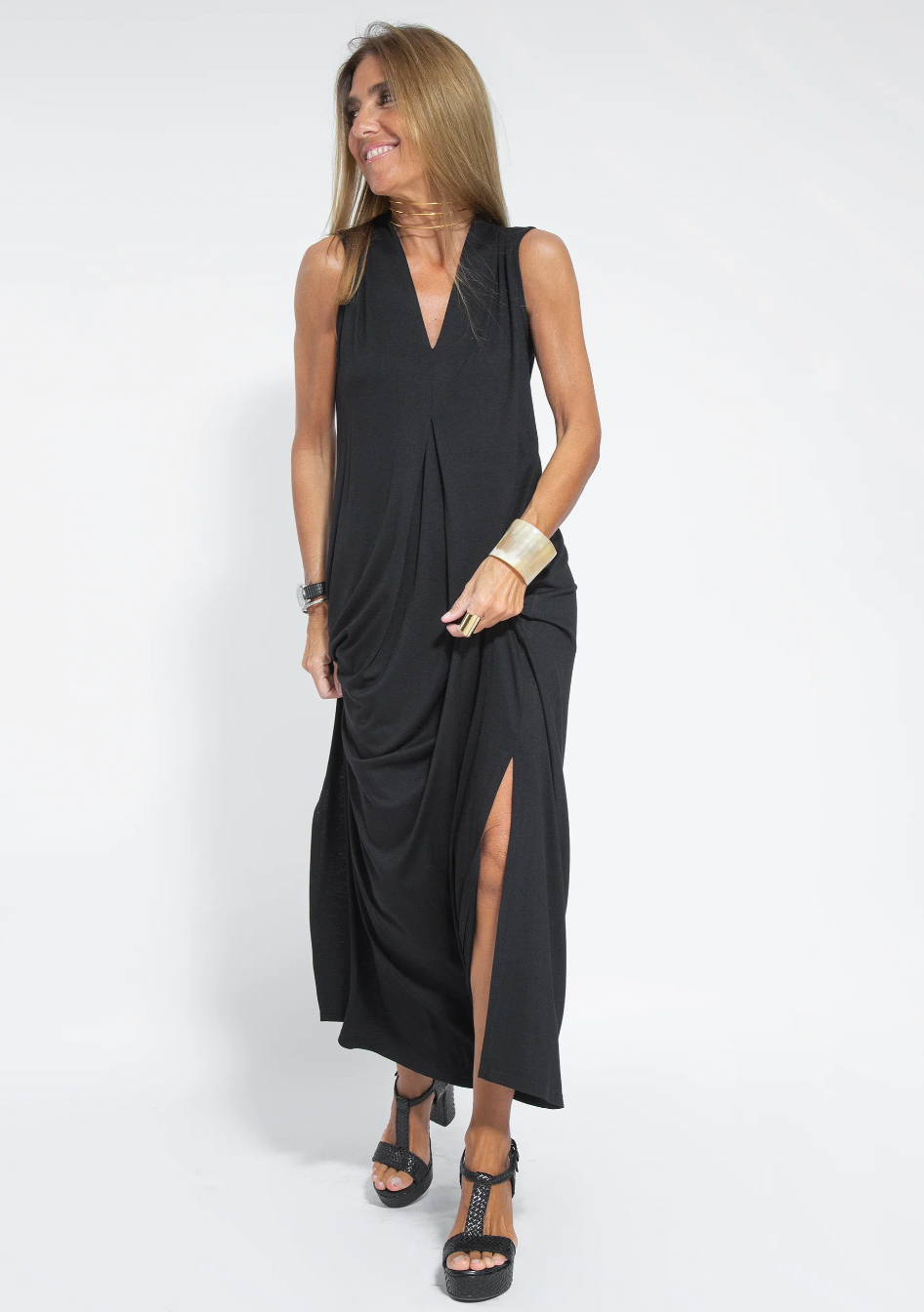 Solana - Ensemble consisting of a long, figure-hugging dress and a vest