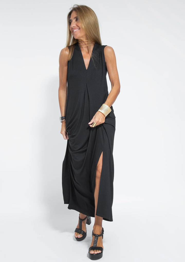 Solana - Ensemble consisting of a long, figure-hugging dress and a vest