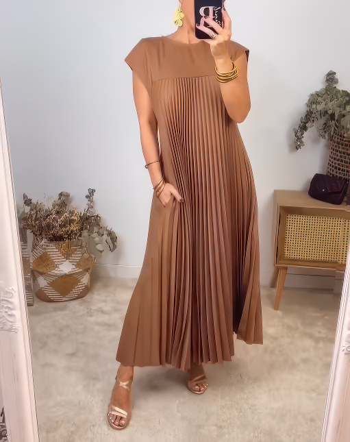 Laurine  – Elegant Long Dress in Classic Style