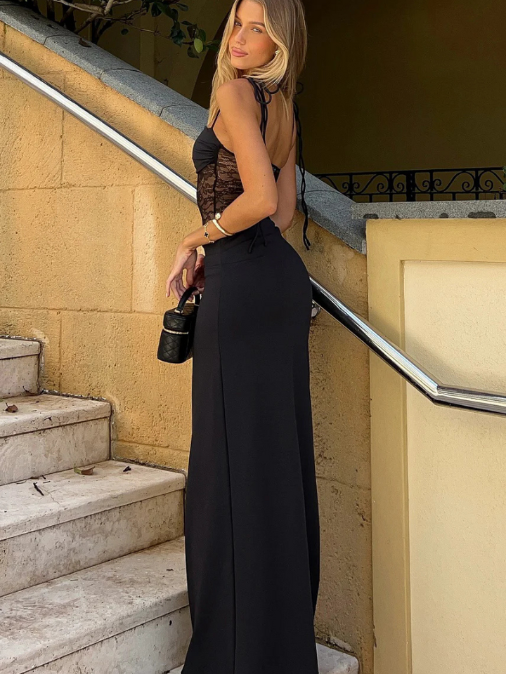 LIA LACE DREAM MAXI DRESS