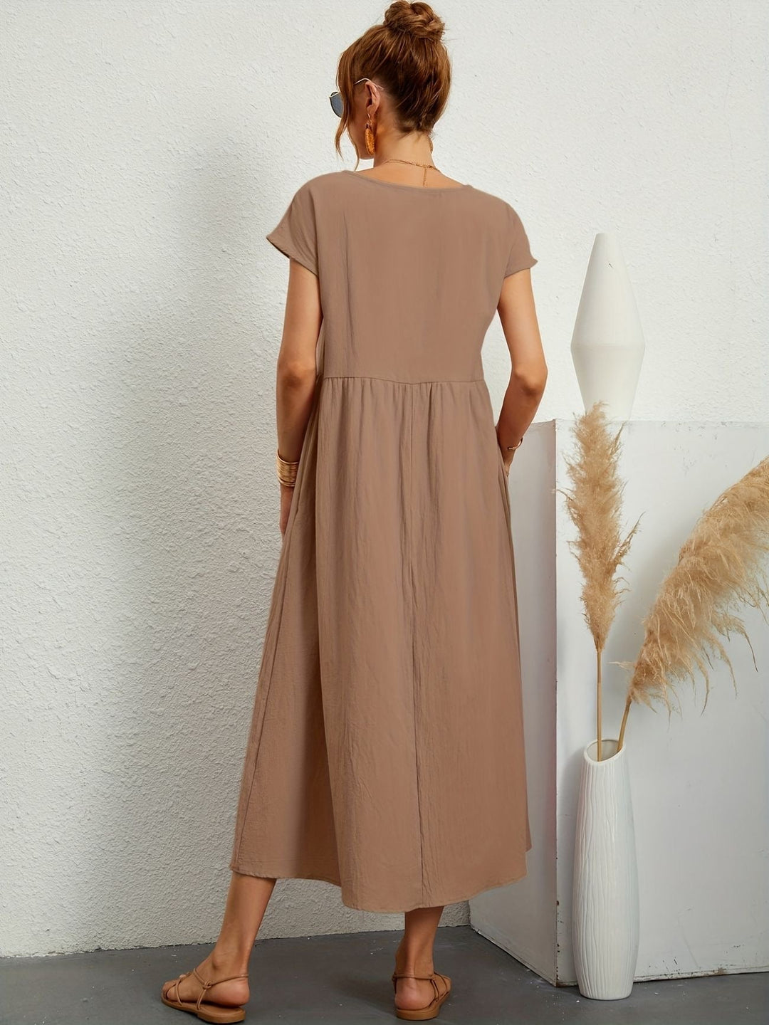 Camille - Dress with Round Neckline