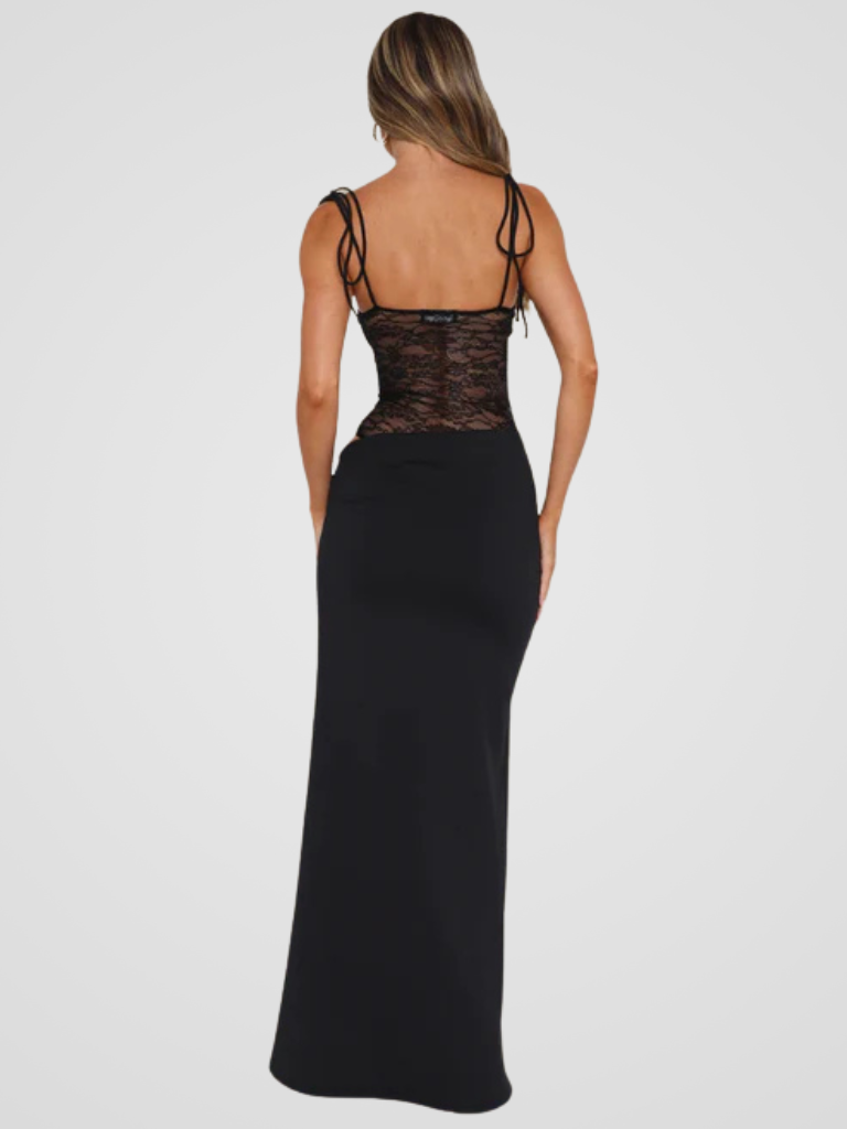 LIA LACE DREAM MAXI DRESS