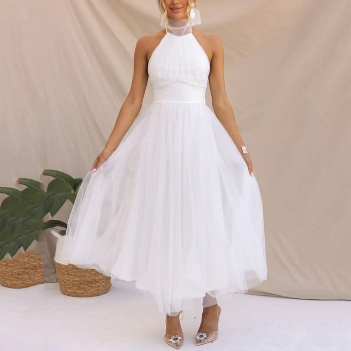 Coraline  - Elegant Sleeveless Dress