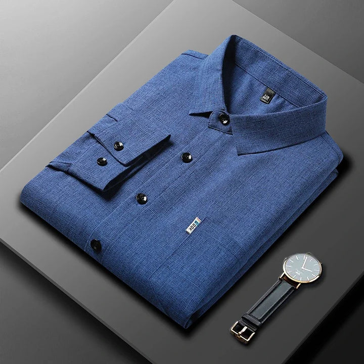 Slim Shirt Made of Soft Fabric