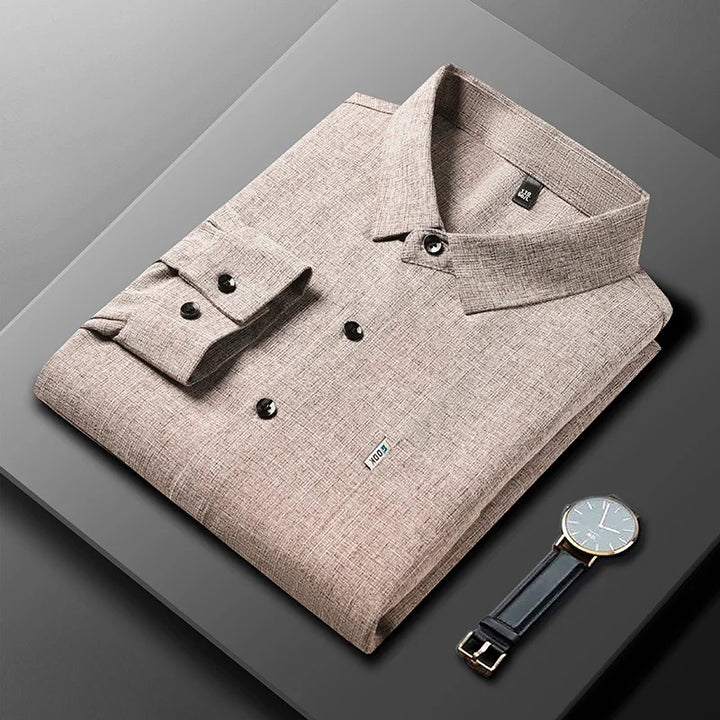 Slim Shirt Made of Soft Fabric