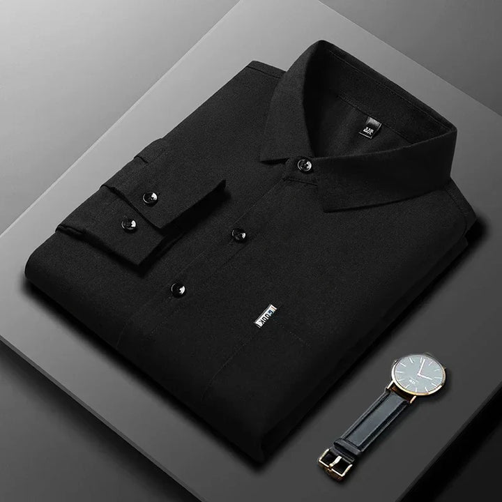 Slim Shirt Made of Soft Fabric