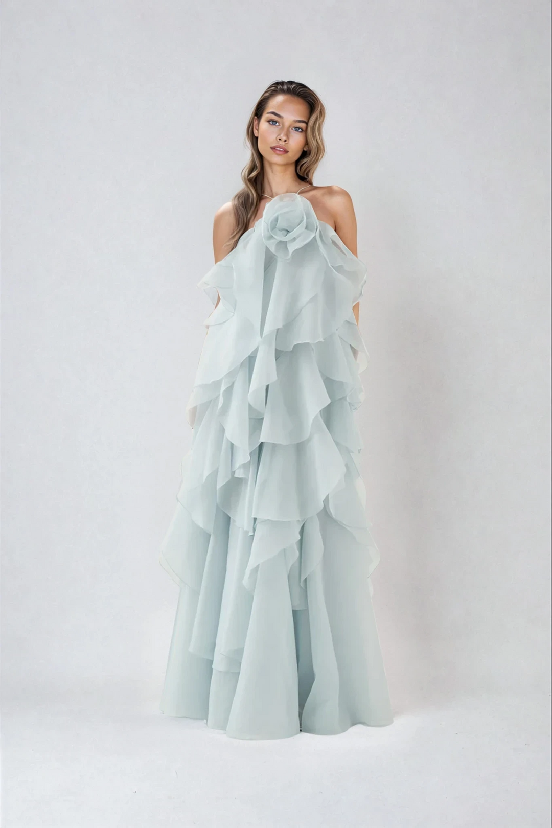 LIVORA – Elegant Maxi Dress