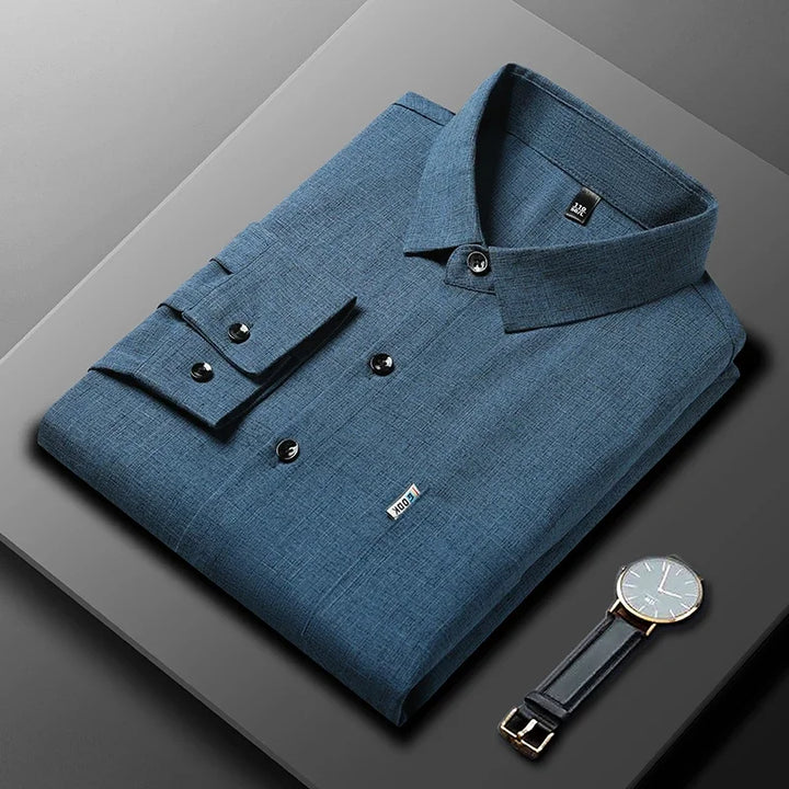 Slim Shirt Made of Soft Fabric