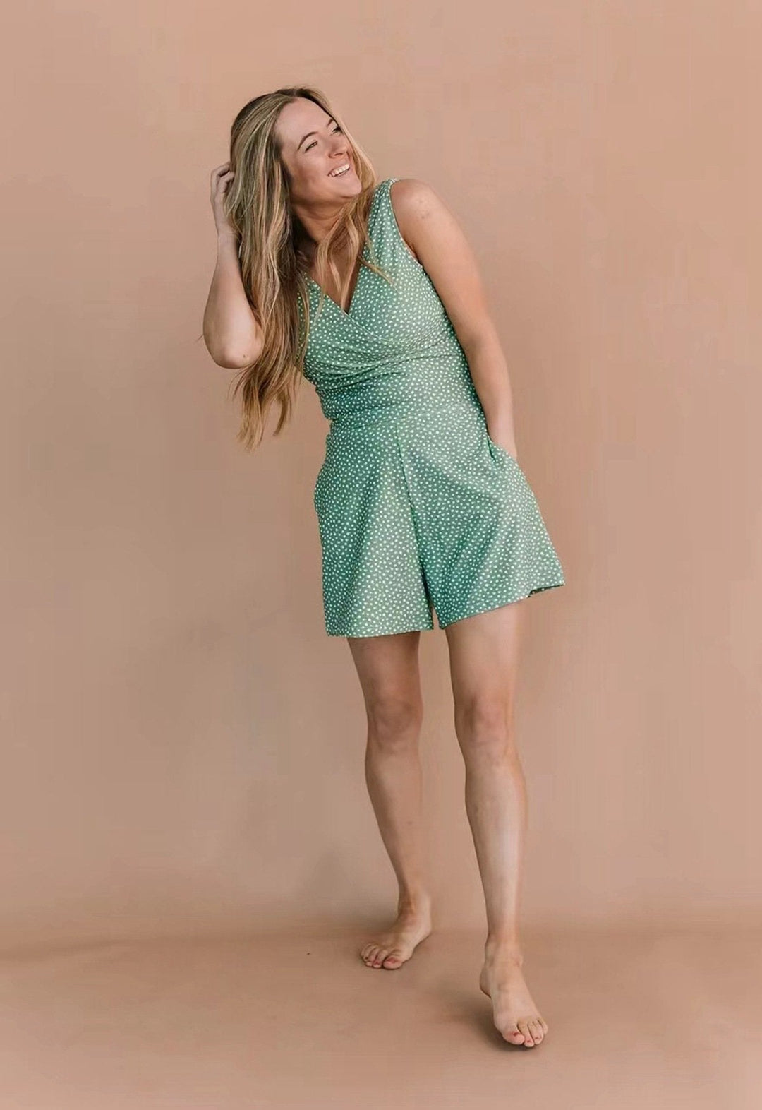 Agnieszka – Ruffled swimsuit with bust support