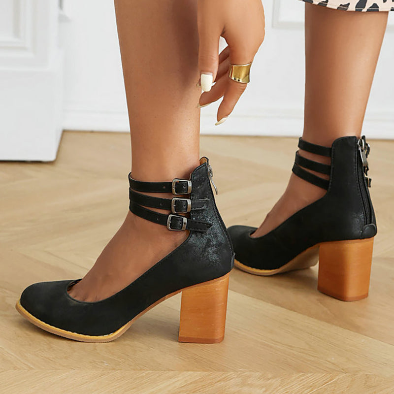 Caa | Smooth Sandals with Ankle Straps and Wedge Heel