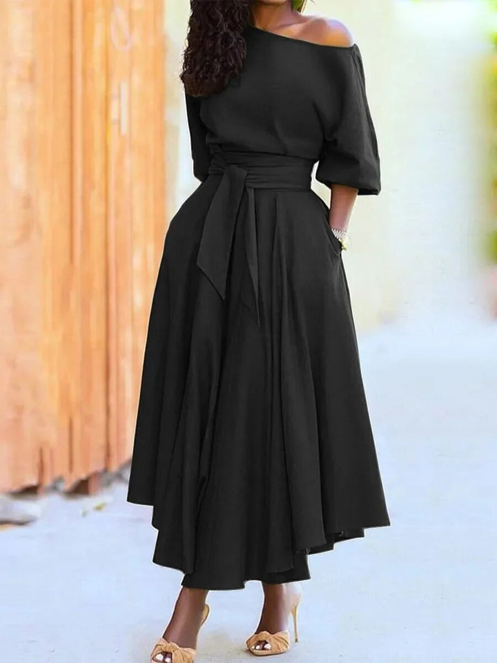 Elodie - Dress with lacing and lantern sleeves