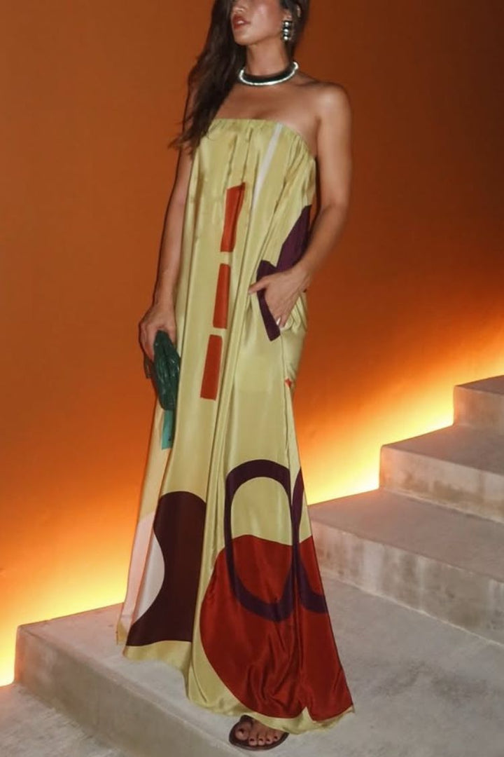 Long Dress "Miss Me" with Open Shoulders and Abstract Print – Unmissable Elegance