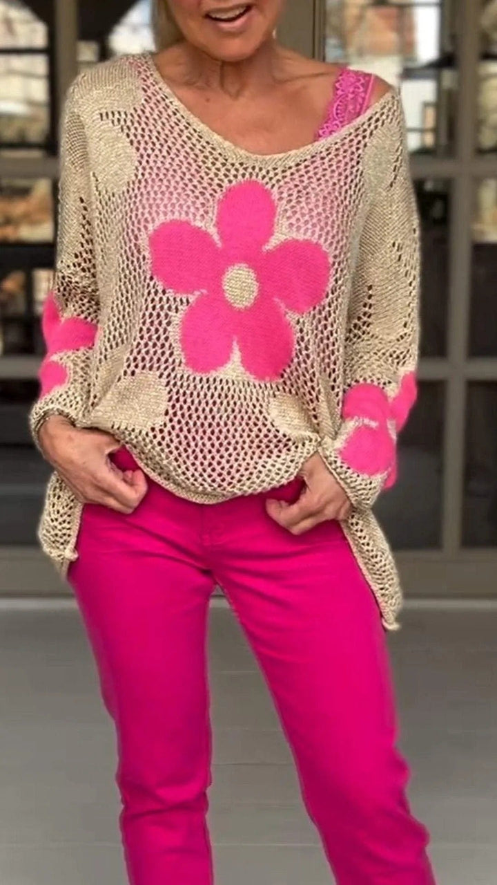 V-neck knitted blouse with floral pattern