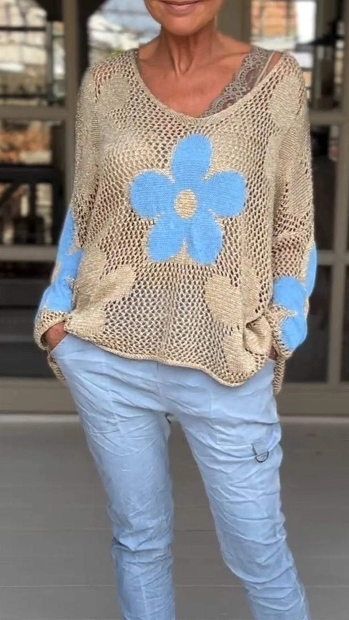 V-neck knitted blouse with floral pattern