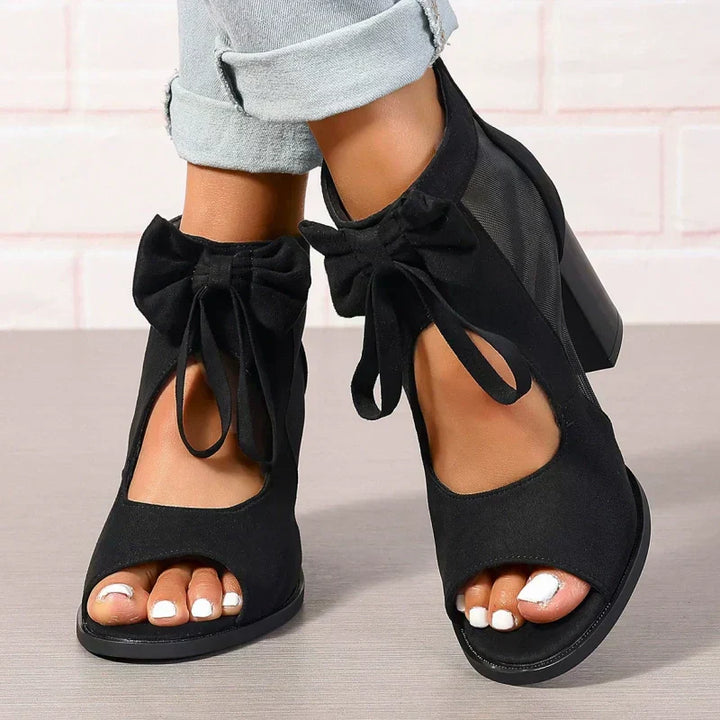 ISABEAU | HEELS WITH BOW CHARM