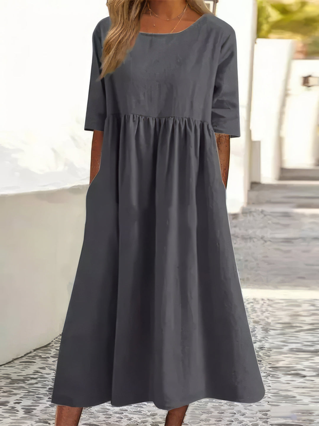 Menorca Cotton Dress with Round Neck and Pockets
