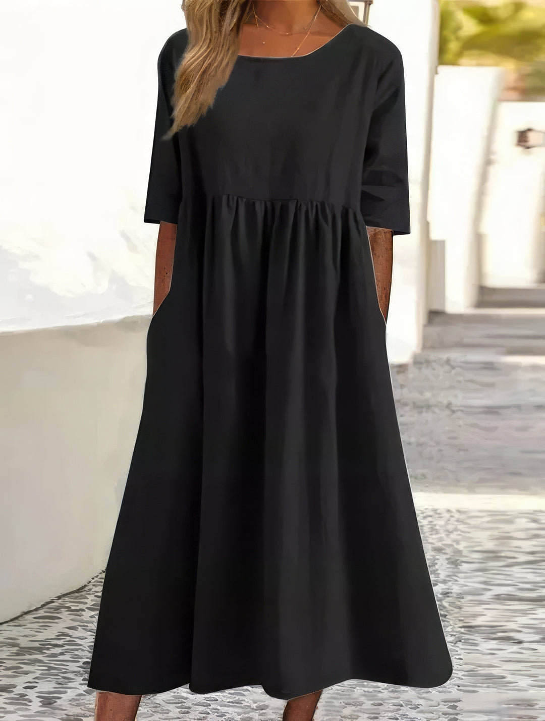 Menorca Cotton Dress with Round Neck and Pockets